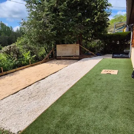 Avec Piscine Privative Salviac