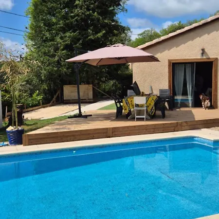 Avec Piscine Privative Holiday home