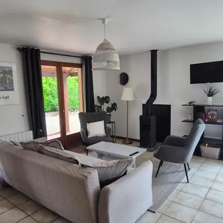 Avec Piscine Privative Дом отдыха