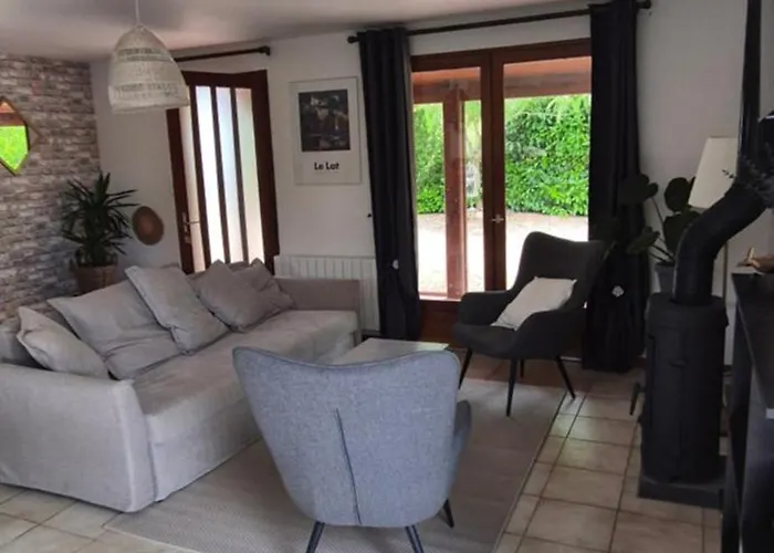 Avec Piscine Privative Hébergement de vacances